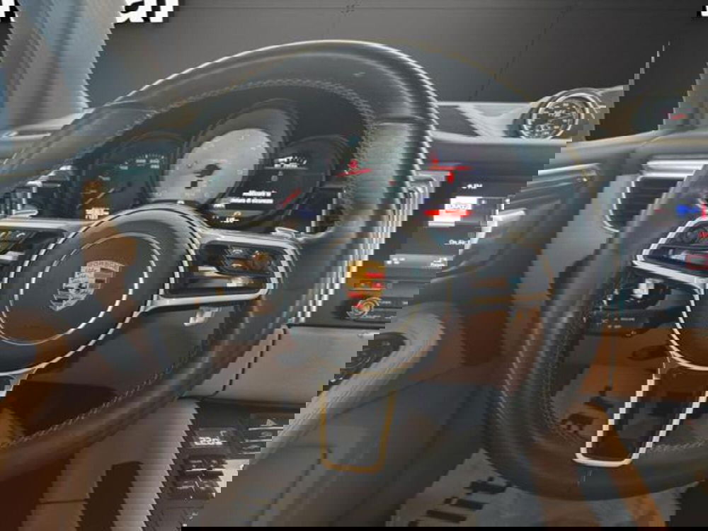 Porsche Macan usata a Milano (8)