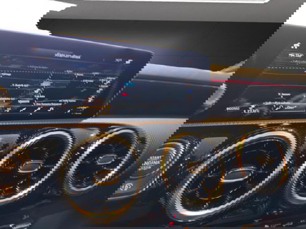 Mercedes-Benz Classe A Sedan usata a Milano (11)