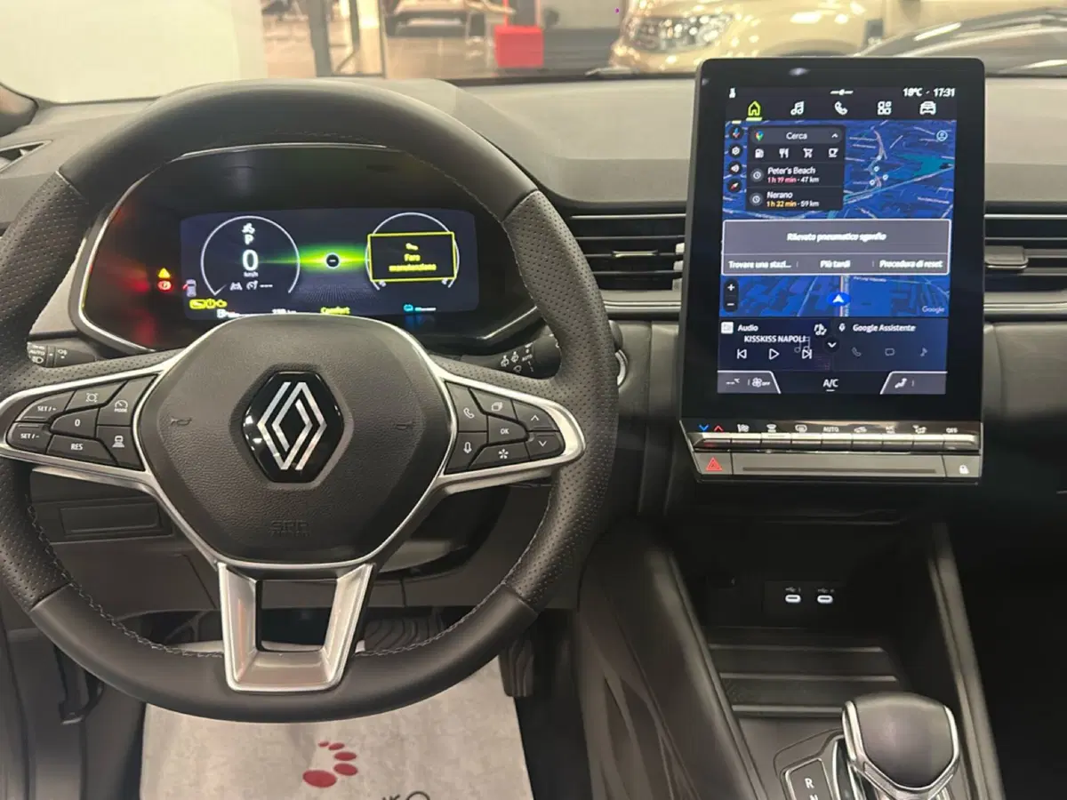 Renault Captur usata a Napoli (12)