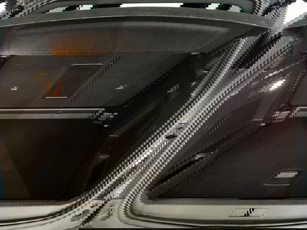 Peugeot 3008 usata a Bari (12)