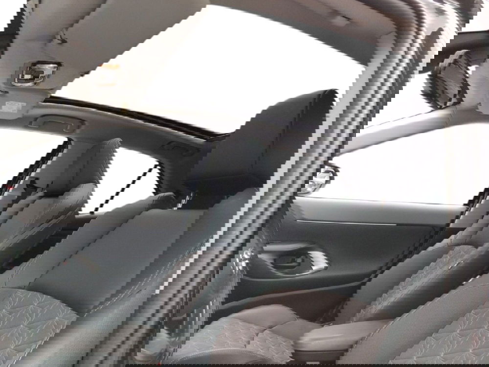 Toyota Yaris Cross usata a Pescara (8)