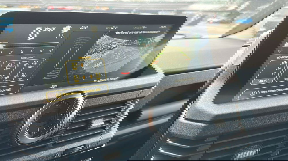 Ineos Grenadier nuova a Pescara (10)