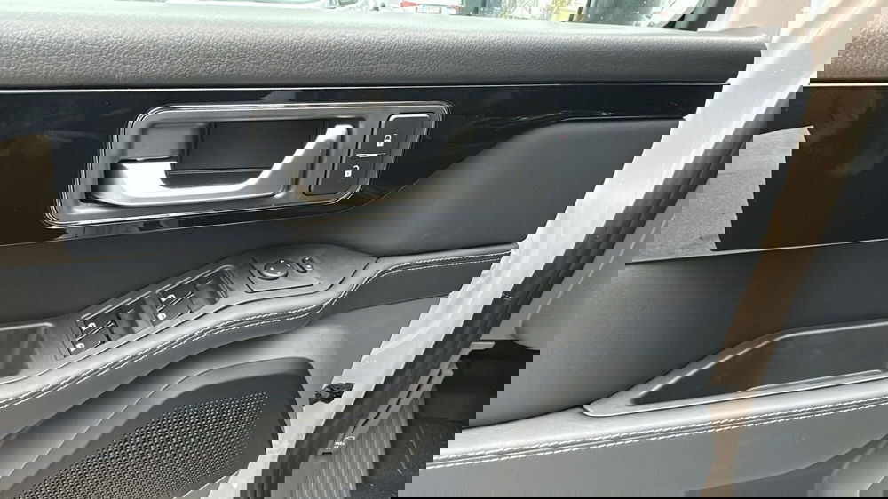 Ineos Grenadier nuova a Pescara (11)