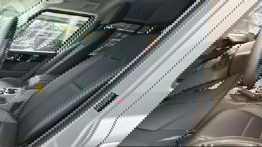 Ineos Grenadier nuova a Pescara (6)