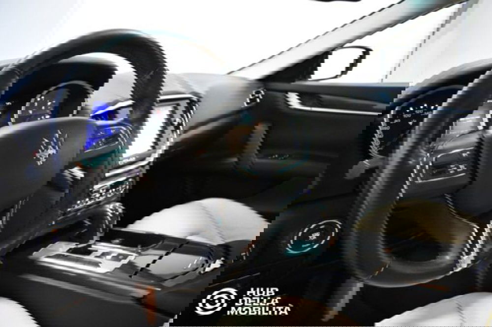 Maserati Ghibli usata a Perugia (20)