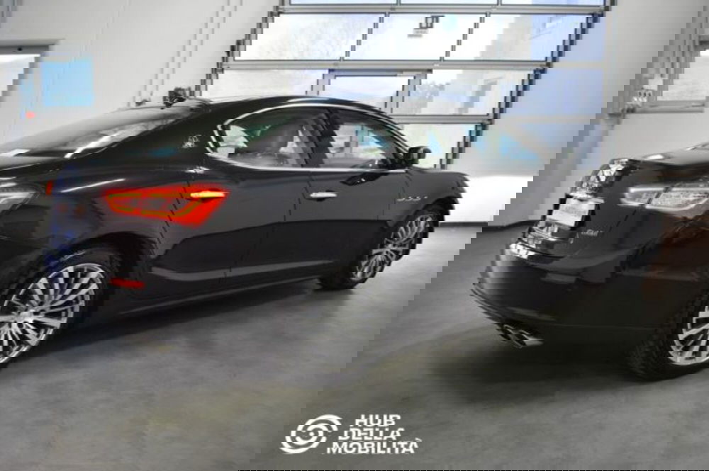 Maserati Ghibli usata a Perugia (4)
