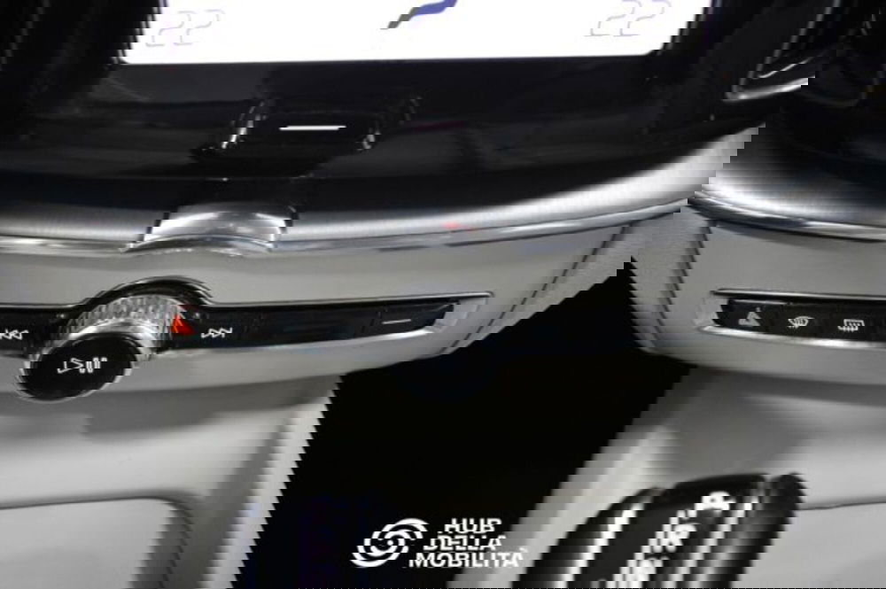 Volvo XC60 usata a Perugia (13)