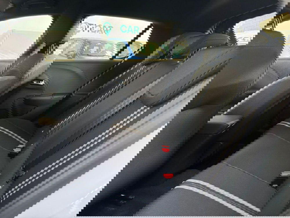 Opel Corsa nuova a Milano (13)