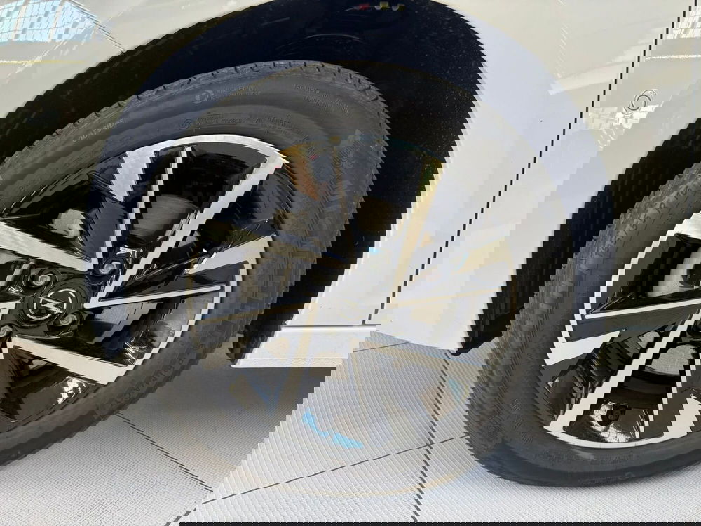 Opel Corsa nuova a Milano (14)