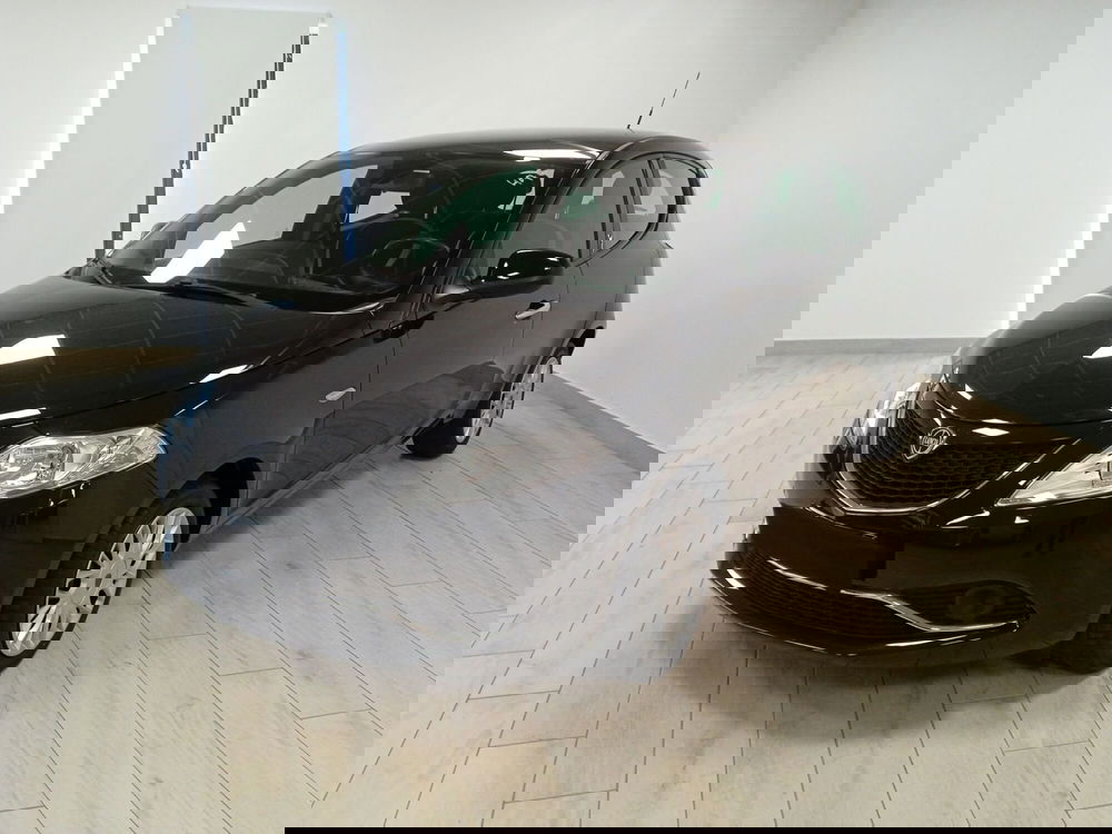 Lancia Ypsilon usata a Torino (3)