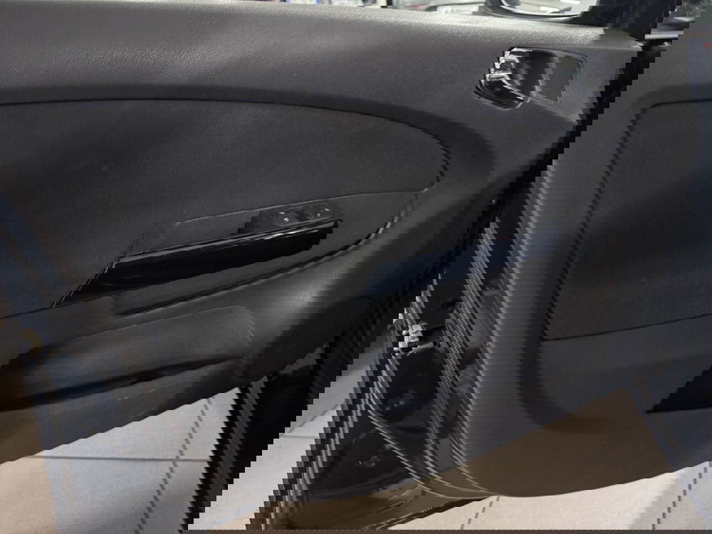 Opel Corsa usata a Messina (6)