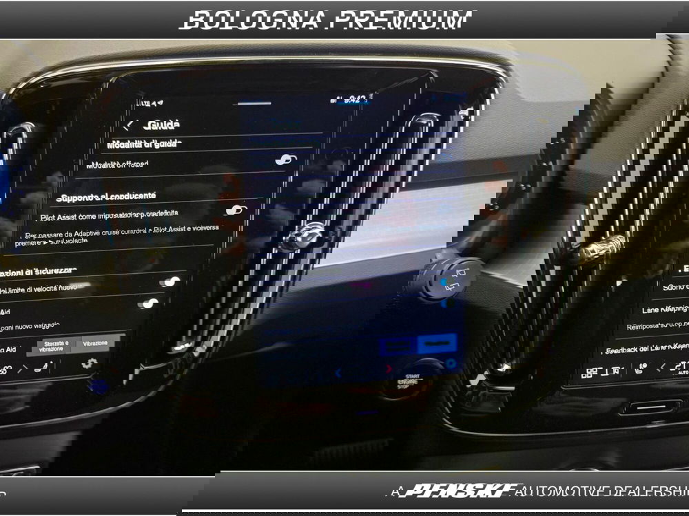 Volvo XC40 usata a Bologna (14)