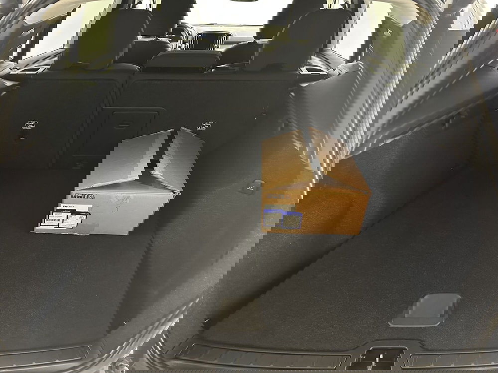 Volvo XC40 usata a Bergamo (11)