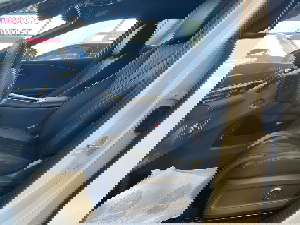 Omoda Omoda 9 SHS-P nuova a Modena (16)