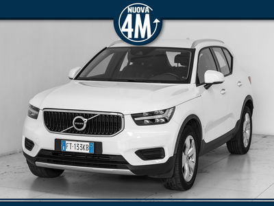 Volvo XC40 T3 Momentum del 2019 usata a Prato