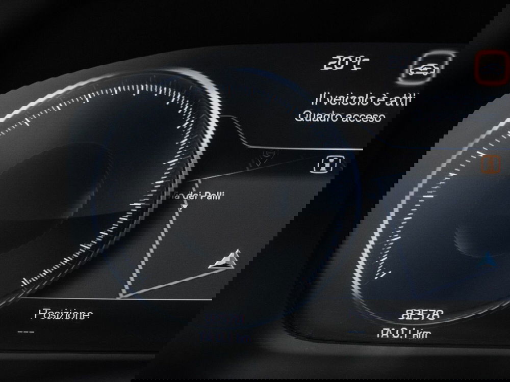 Volvo XC40 usata a Prato (11)