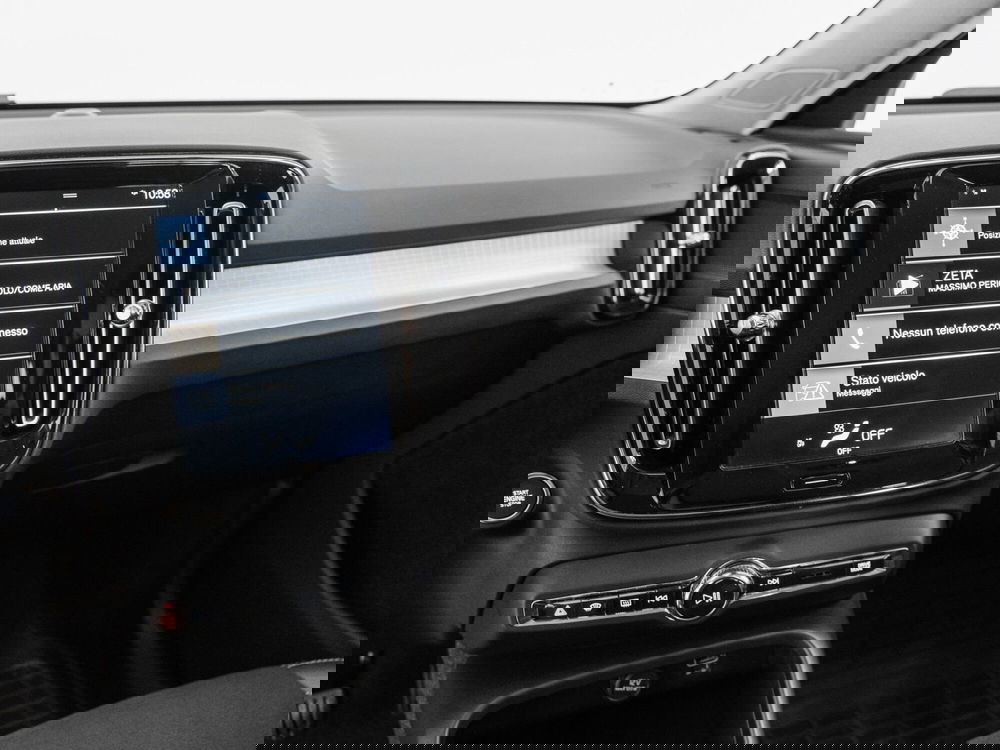 Volvo XC40 usata a Prato (12)