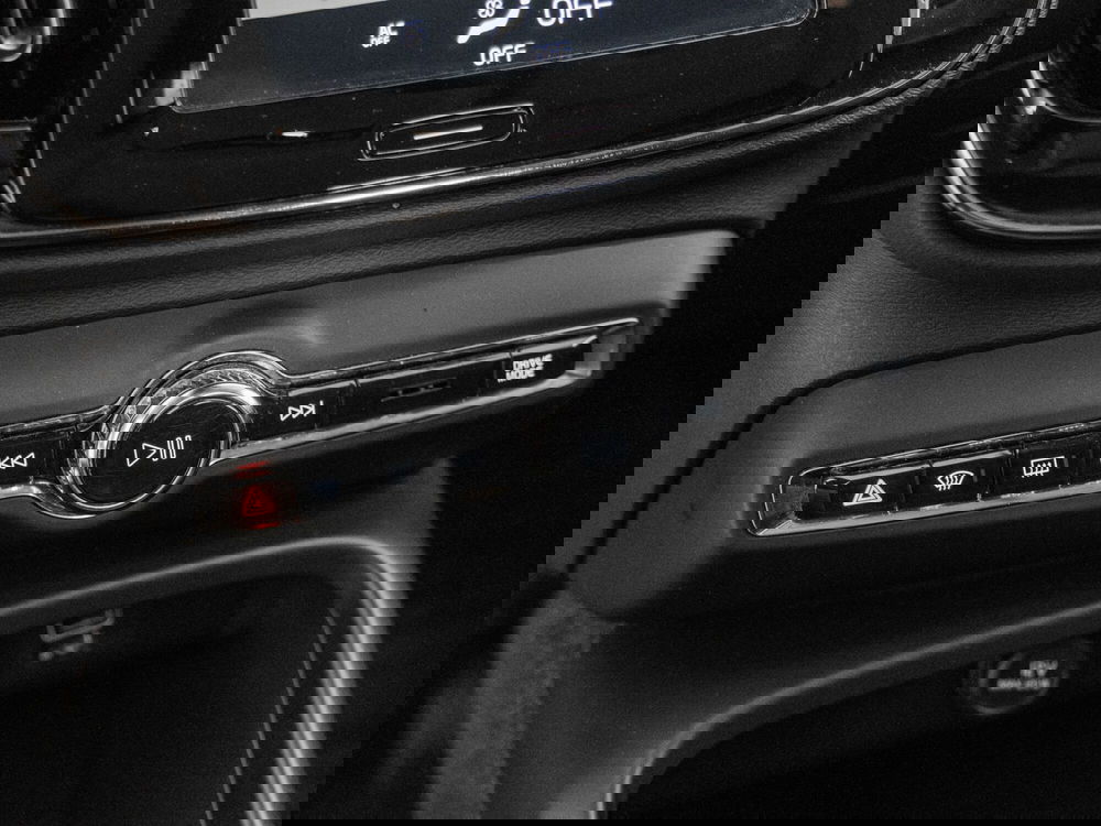 Volvo XC40 usata a Prato (15)