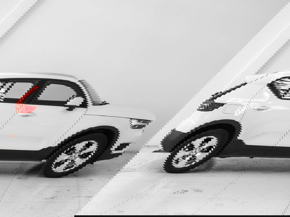 Volvo XC40 usata a Prato (6)