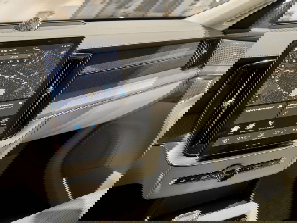 Volvo XC90 nuova a Prato (11)