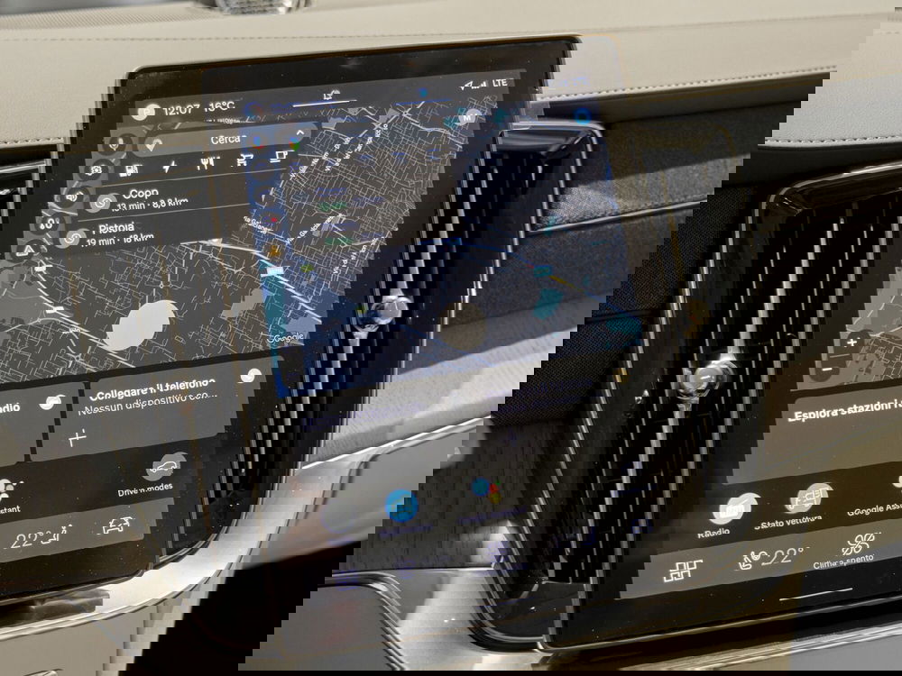 Volvo XC90 nuova a Prato (12)