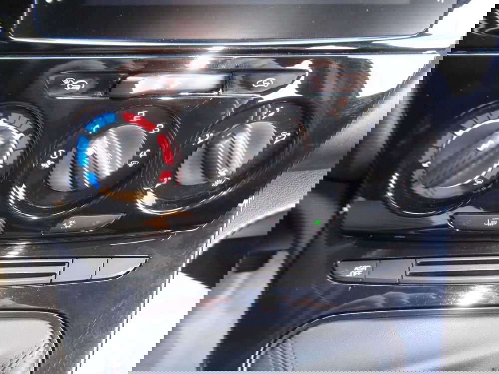 Lancia Ypsilon usata a Treviso (15)