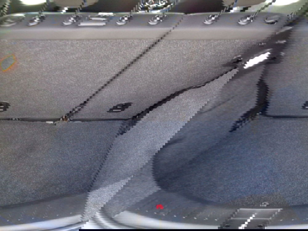 Lancia Ypsilon usata a Treviso (16)