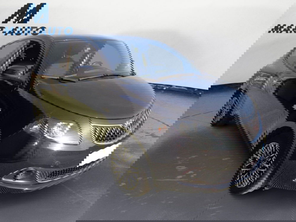 Lancia Ypsilon usata a Treviso (4)