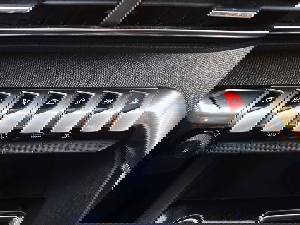 Peugeot 3008 usata a Cremona (18)