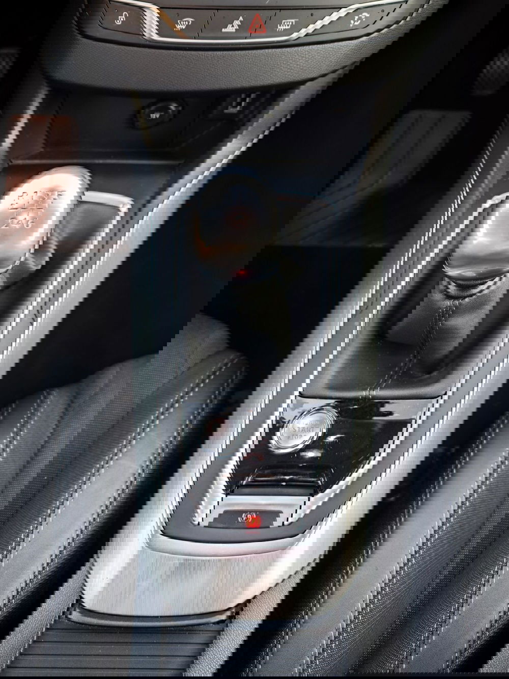 Peugeot 308 SW usata a Cremona (17)