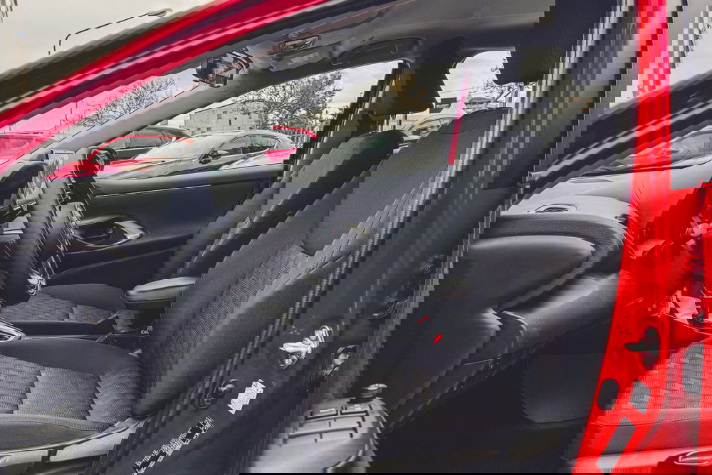 Mazda Mazda2 Hybrid nuova a Vercelli (9)