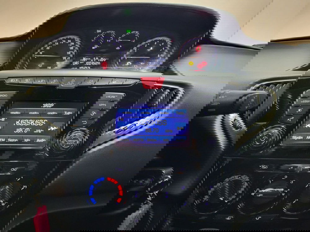 Lancia Ypsilon usata a Arezzo (14)