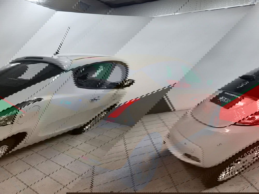 Lancia Ypsilon usata a Arezzo (3)