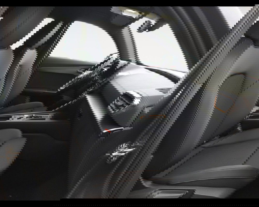 Cupra Formentor nuova a Ravenna (15)