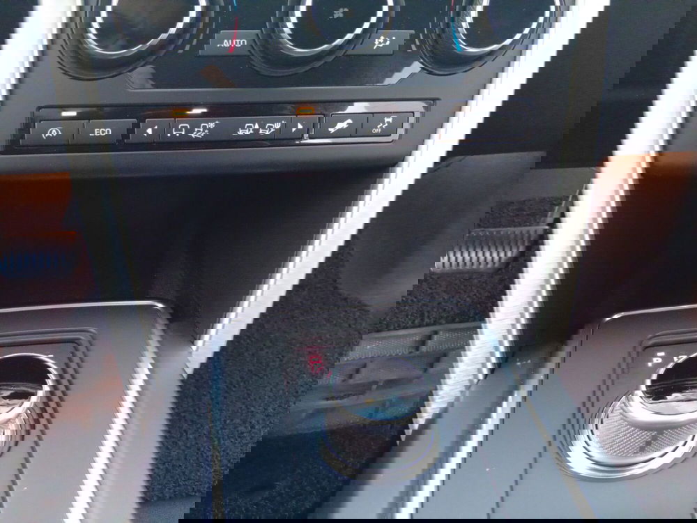 Land Rover Discovery Sport usata a Brescia (16)