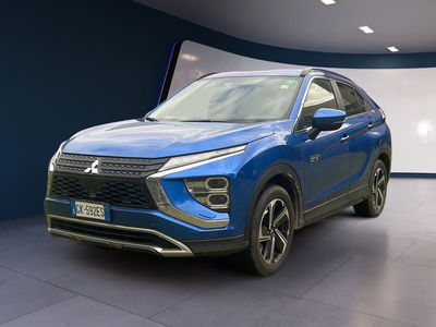 Mitsubishi Eclipse Cross 2.4 phev Instyle sda pack 0 s-awc del 2022 usata a Atripalda