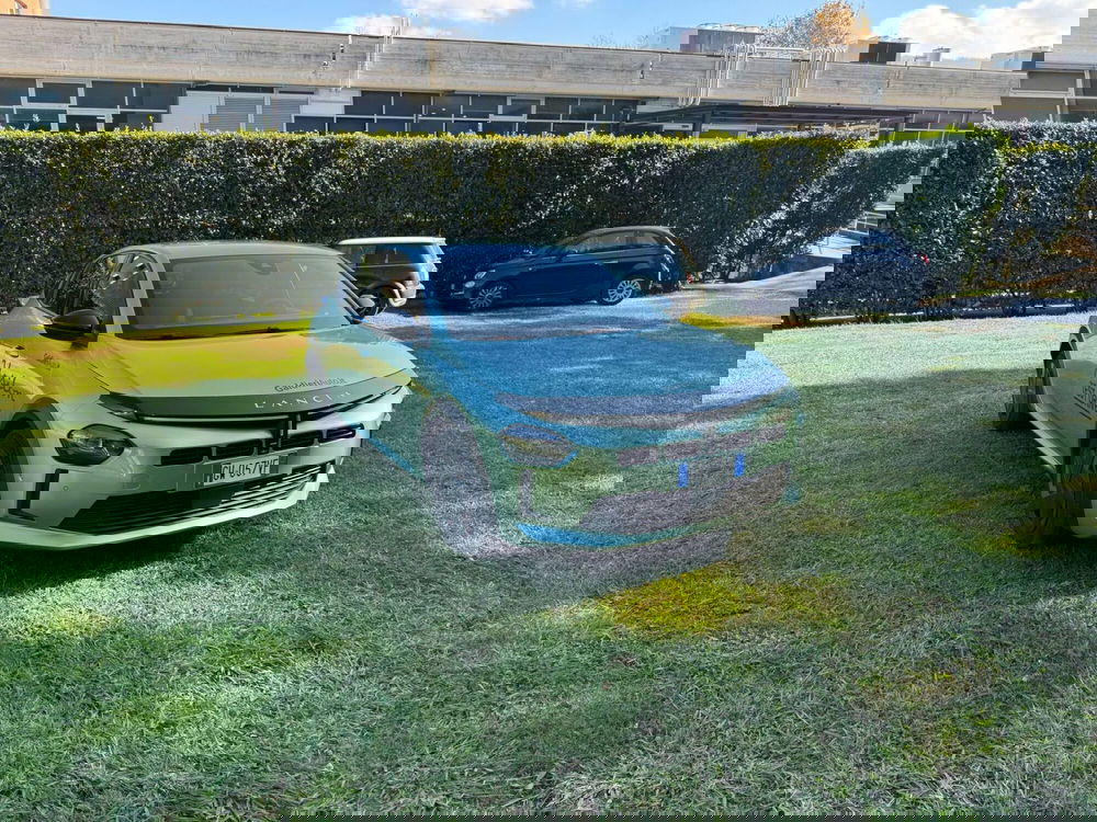 Lancia Ypsilon usata a Salerno (2)