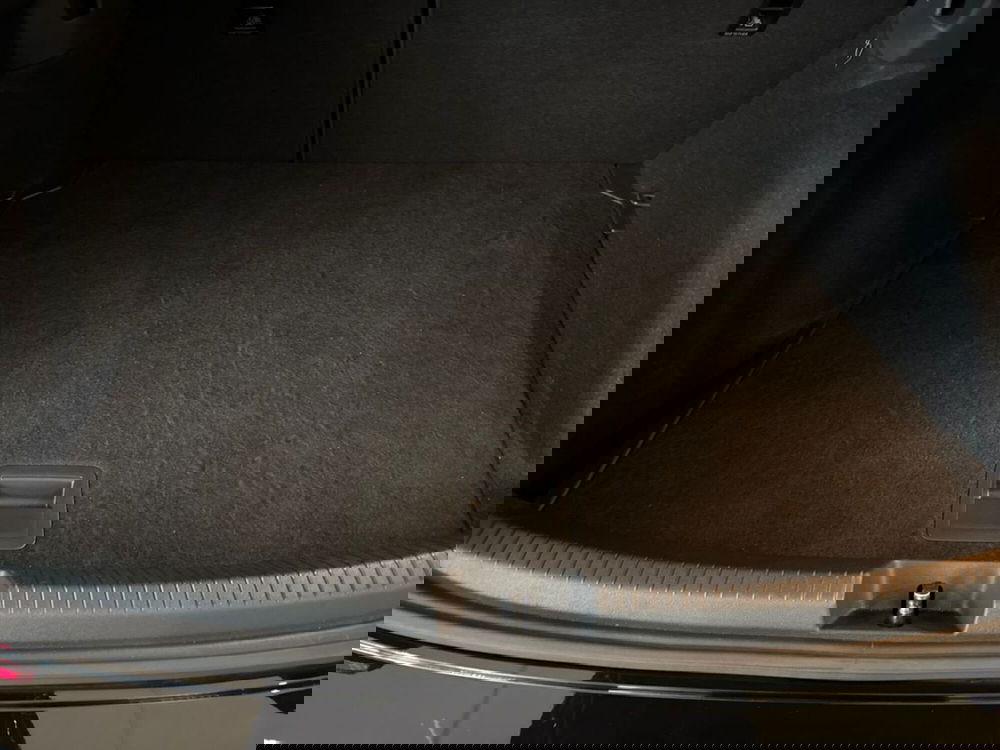 Volkswagen Taigo usata a Prato (8)