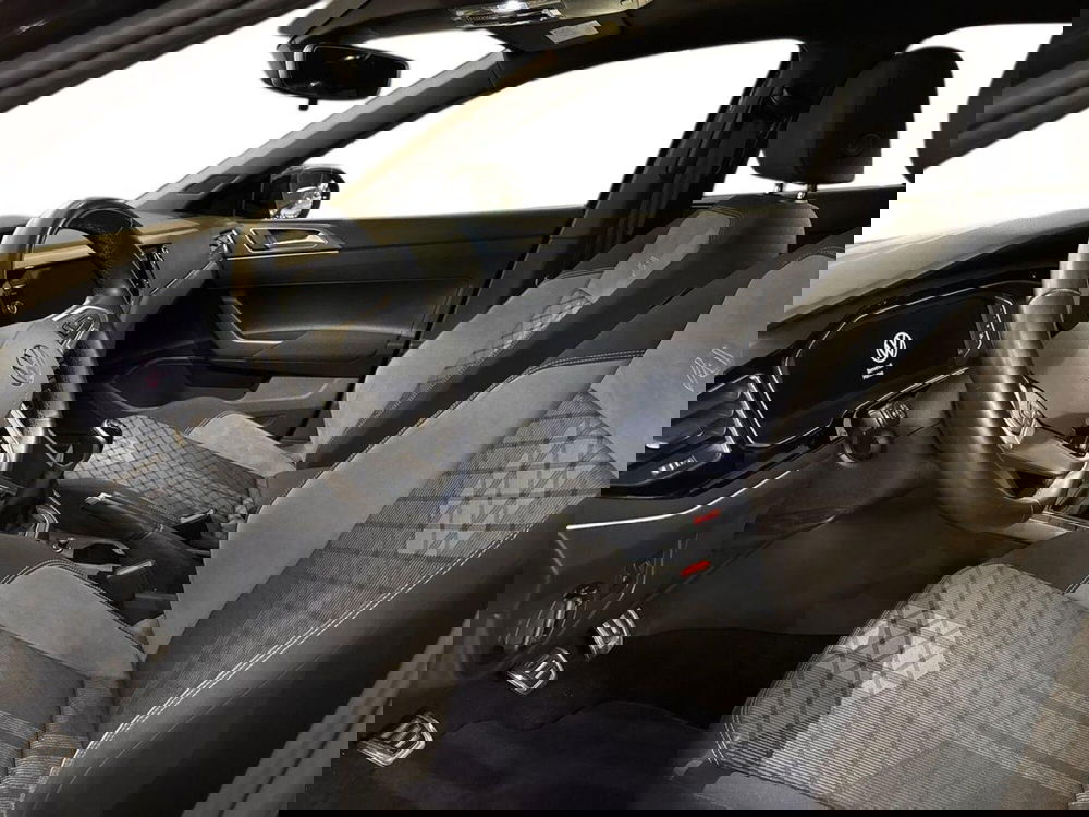 Volkswagen Taigo usata a Prato (9)