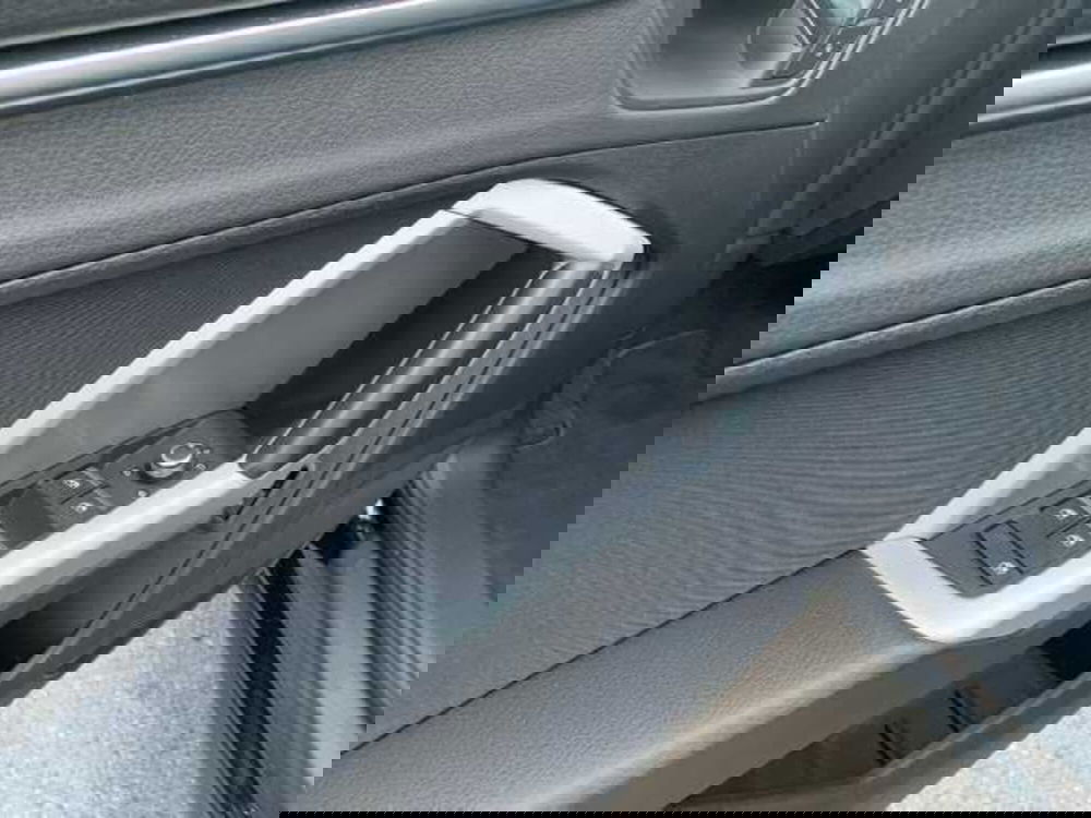 Audi Q3 Sportback usata a Prato (15)