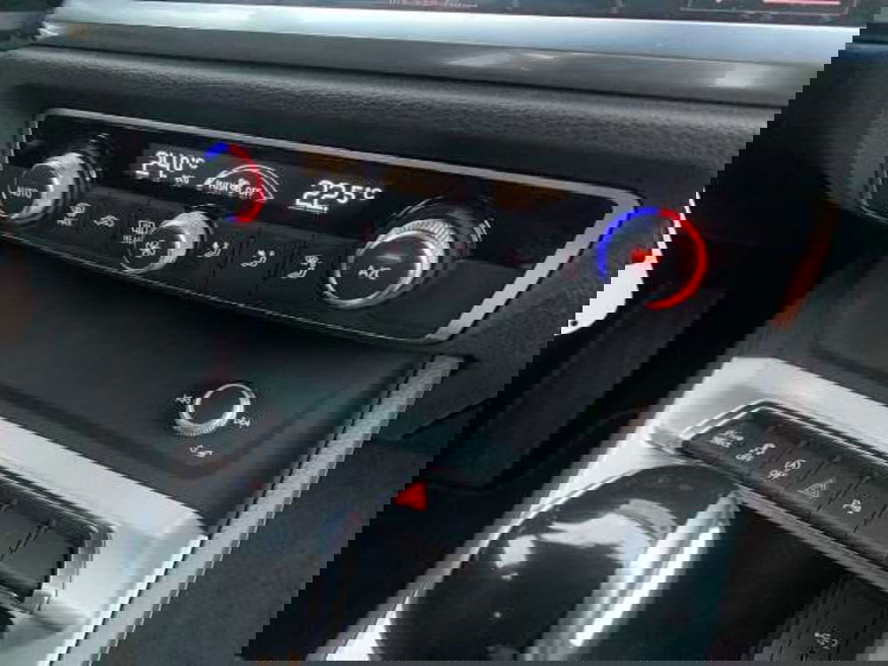 Audi Q3 Sportback usata a Prato (9)
