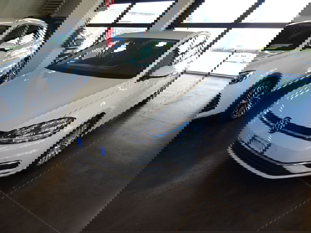 Volkswagen Golf usata a Lucca