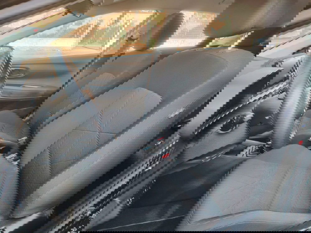 Hyundai Bayon usata a Massa-Carrara (14)