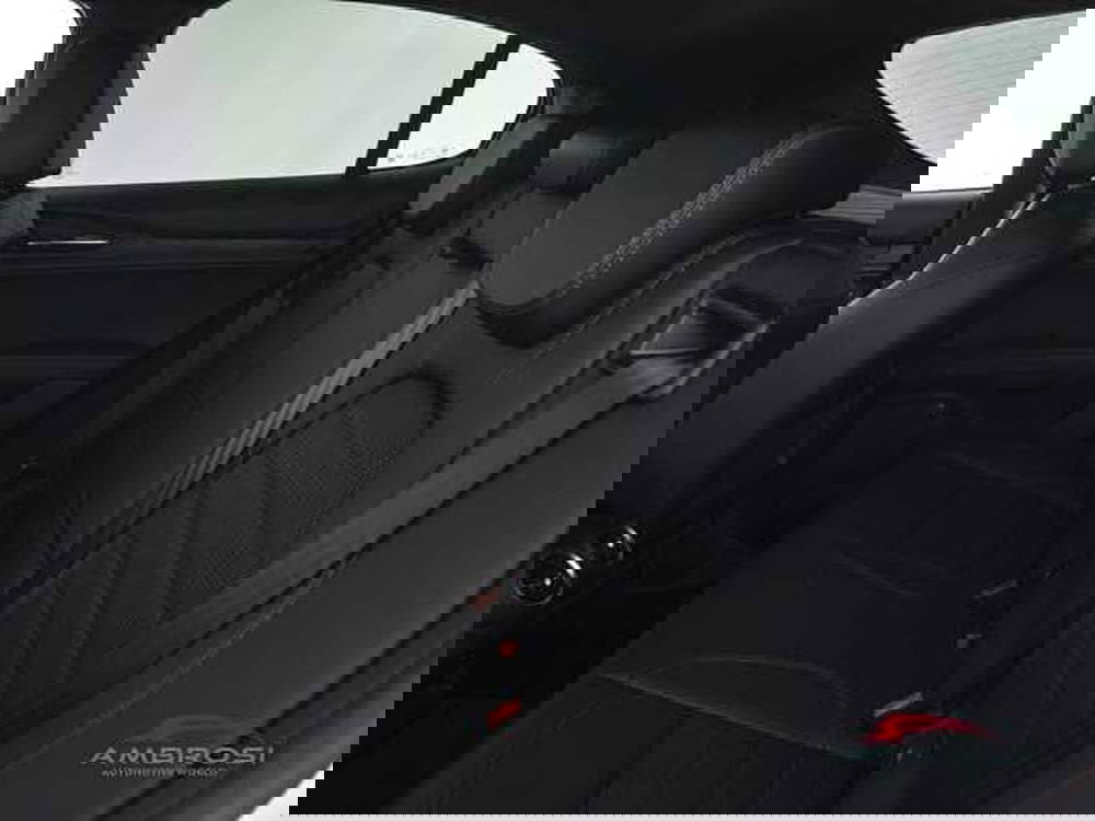 Alfa Romeo Stelvio usata a Perugia (10)