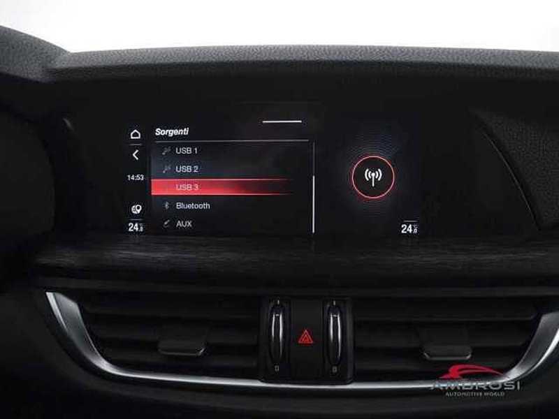 Alfa Romeo Stelvio usata a Viterbo (17)