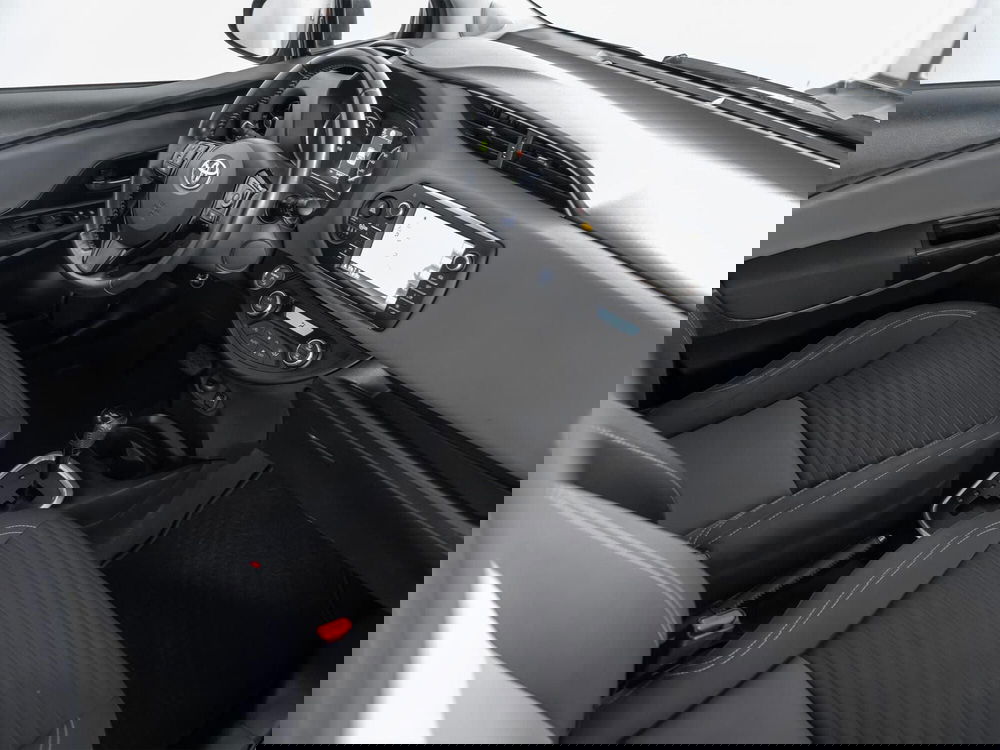Toyota Yaris usata a Foggia (6)