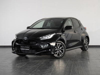 Toyota Yaris 1.5 Hybrid 5 porte Lounge del 2021 usata a San Severo
