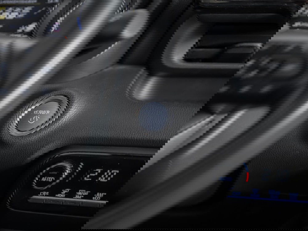 Toyota Yaris usata a Foggia (20)