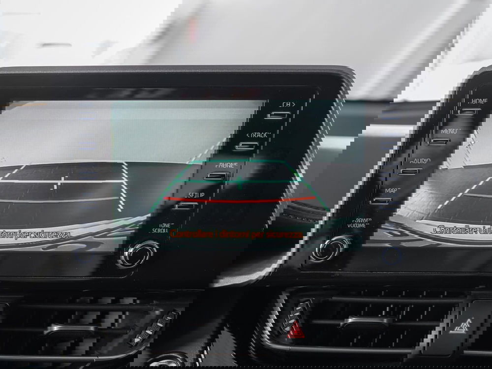 Toyota Toyota C-HR usata a Foggia (18)