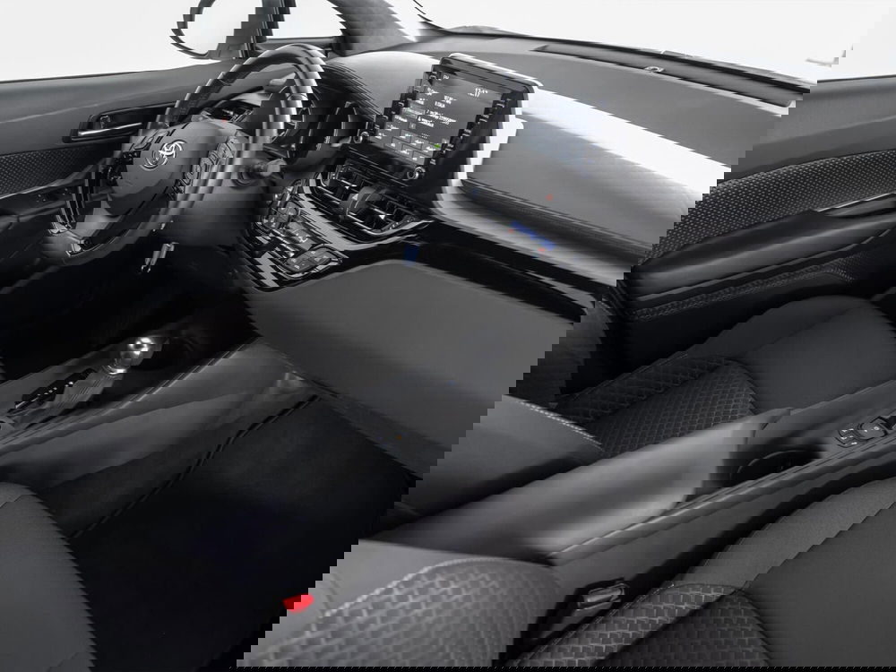 Toyota Toyota C-HR usata a Foggia (6)